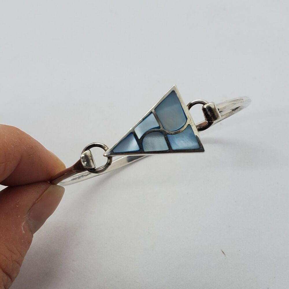 Sterling Silver and Blue Mother of Pearl Hinged Bangle Bracelet Triangle 925